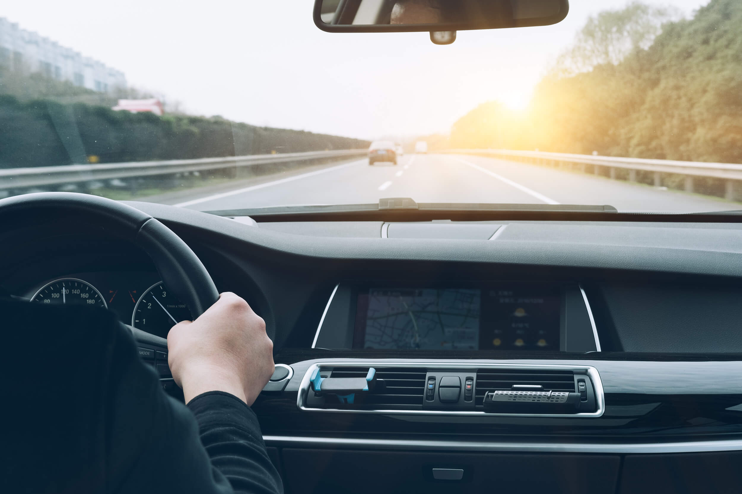 Essing Cars - Occasions en inkoop - Home -Dienst - Importeren
